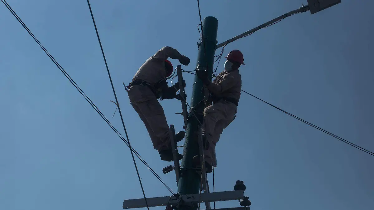 Reforma eléctrica entra en vigor